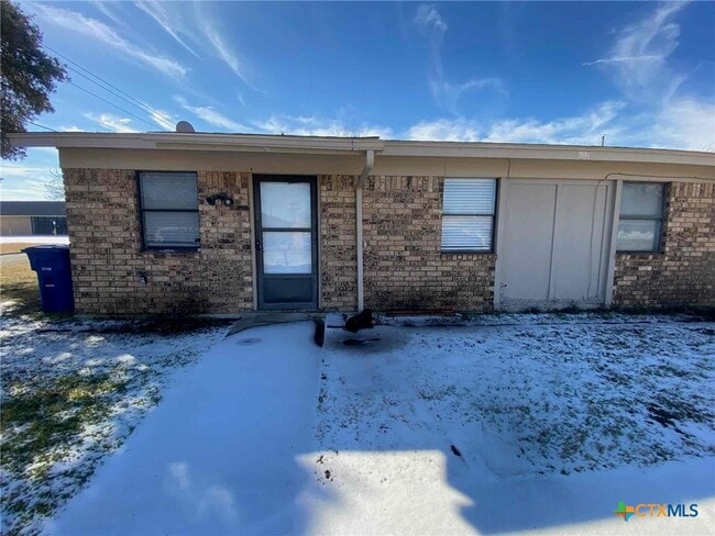 property at 301 Bonnie Ln