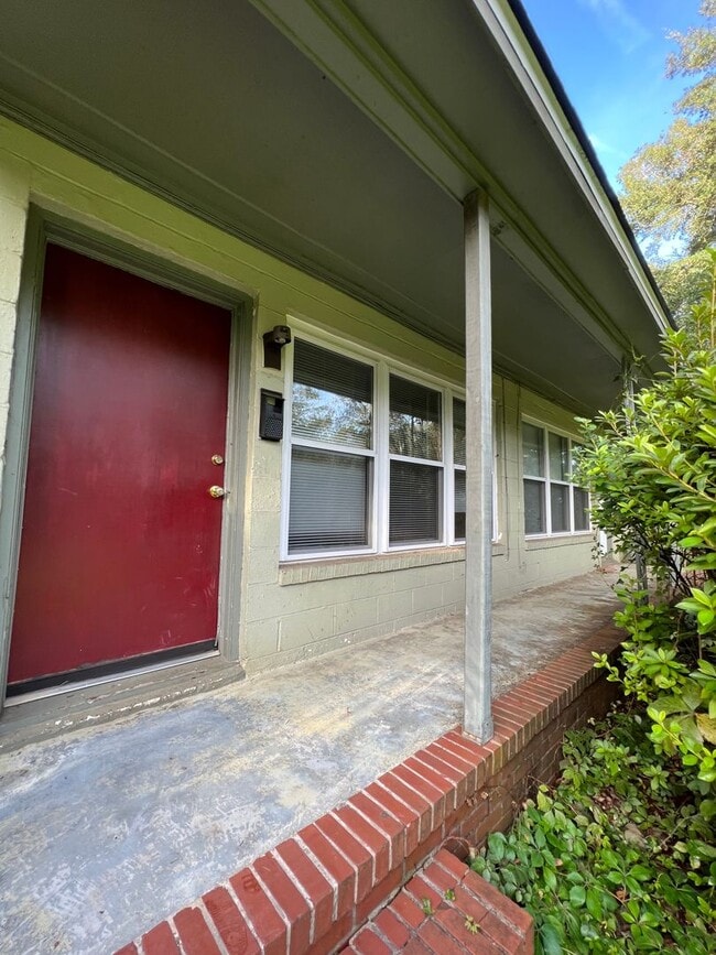 property at 1343 Nylic St