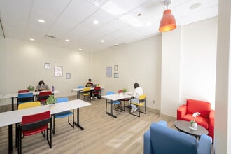 Bridgeport House - Student Living in Waterloo, ON - Building Photo - Building Photo