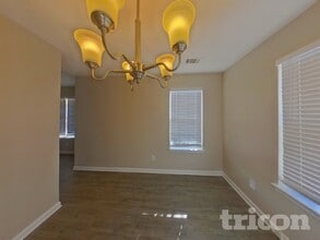 2024 Meadow Glen Cir, Unit 1023 in Fairburn, GA - Building Photo - Building Photo