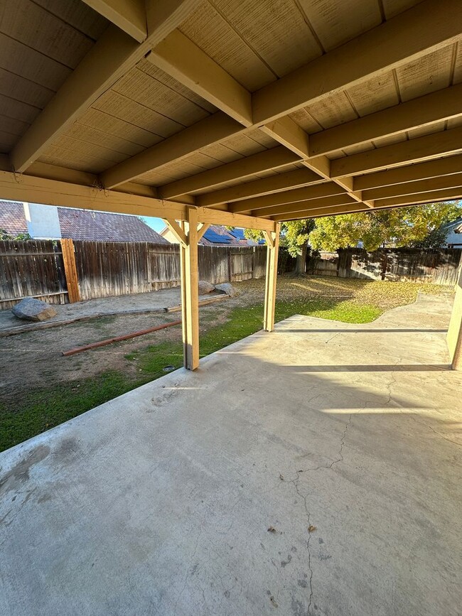 4311 Bareback Ln in Bakersfield, CA - Building Photo - Building Photo