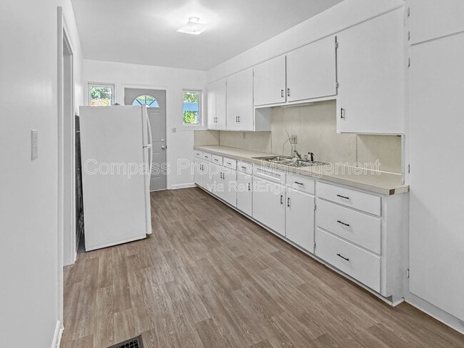 619 Fulton St E in Grand Rapids, MI - Building Photo - Building Photo