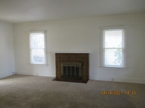 125 S G St in Lompoc, CA - Building Photo - Building Photo