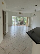 12186 SW 5th Ct in Pembroke Pines, FL - Building Photo - Building Photo