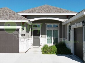 4708 Ensenada Ave in McAllen, TX - Building Photo - Building Photo