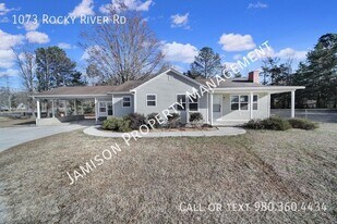 1073 Rocky River Rd in Lancaster, SC - Building Photo