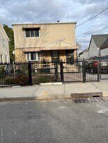 118-47 196th St in Queens, NY - Building Photo