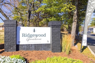Ridgewood at Greenbrier in Greenbrier, TN - Building Photo - Building Photo