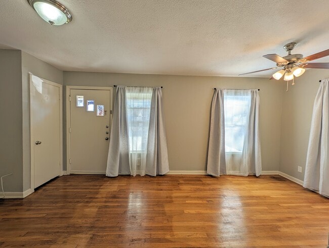 307 San Angelo, Unit 307 San Angelo in San Antonio, TX - Building Photo - Building Photo