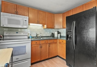 10-16 Stephen St in Lynn, MA - Building Photo - Building Photo