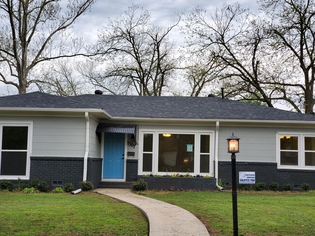 1307 Aldridge St in Commerce, TX - Building Photo - Building Photo