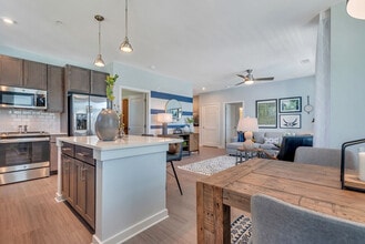 Alta Croft in Charlotte, NC - Building Photo - Building Photo