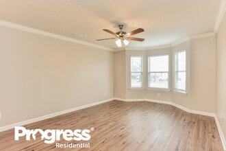 178 Shiloh Dr in La Vergne, TN - Foto de edificio - Building Photo