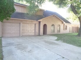 15835 Cardono Ln in Missouri City, TX - Building Photo