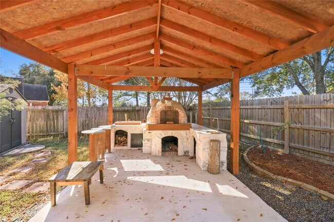 20510 Pioneer Bend Ct