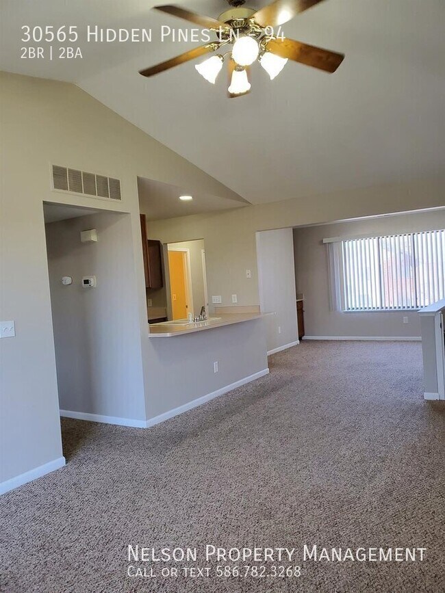 30565 Hidden Pines Ln in Roseville, MI - Building Photo - Building Photo