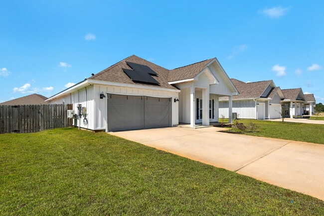 property at 6539 Forest Bay Ave