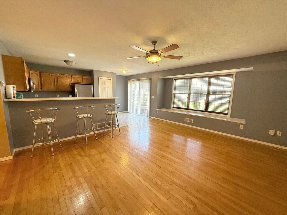 1214 Butler Ave in Bloomington, IL - Building Photo