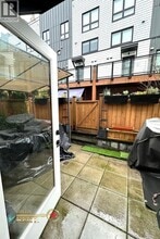 555 E 2nd St in North Vancouver, BC - Building Photo - Building Photo