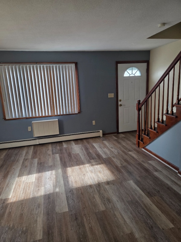 76 William St in East Hartford, CT - Foto de edificio - Building Photo