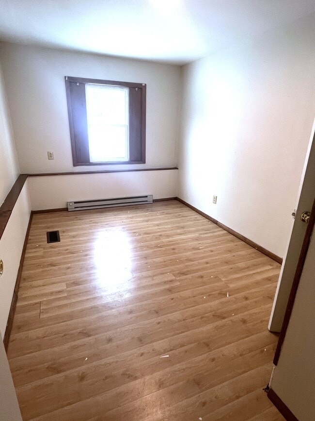 551 E 12th St, Unit 549 in Erie, PA - Building Photo - Building Photo