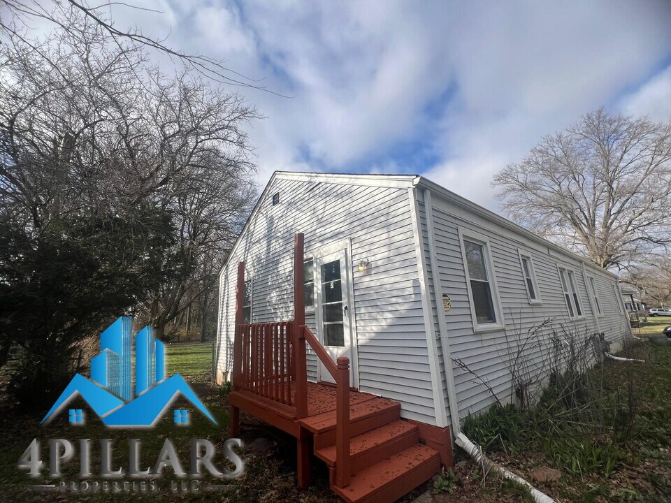 1406 Federal Ave-Unit -1406 in La Porte, IN - Building Photo