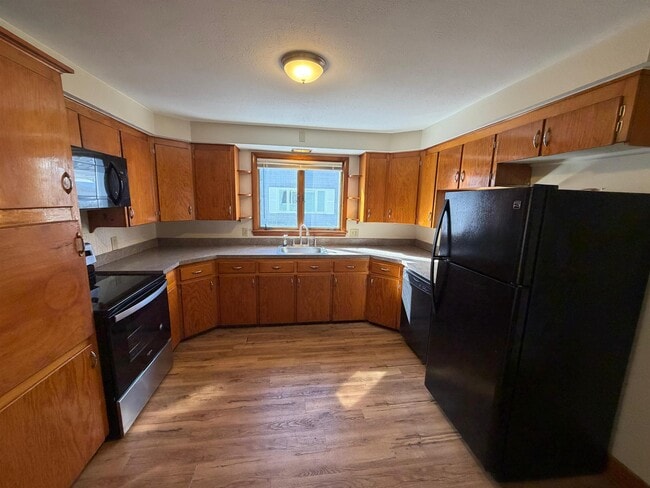 84 Bowers St in Nashua, NH - Building Photo - Building Photo