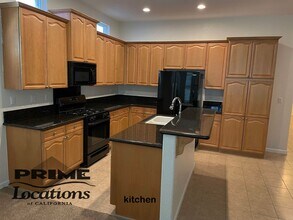 3528 Nouveau Way in Gold River, CA - Building Photo - Building Photo