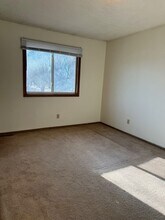 101-103 Opal Ln in Mankato, MN - Building Photo - Building Photo