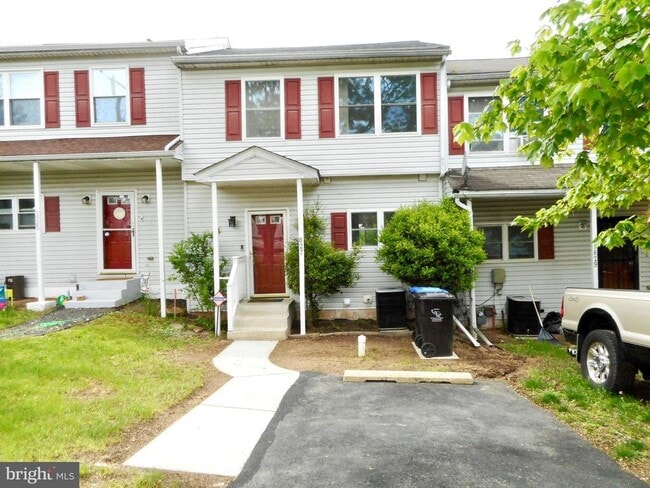 property at 827 High St