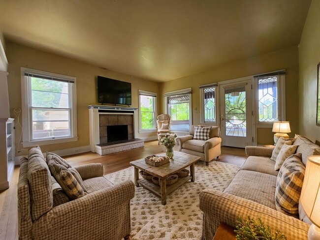 property at 1111 N Wahsatch Ave