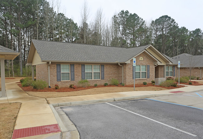 Shoals Mill Village in Columbiana, AL - Foto de edificio - Building Photo