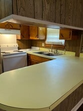 402 S Elm St in Maxton, NC - Building Photo - Building Photo