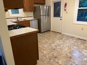 106 Ghaner Dr in State College, PA - Building Photo - Building Photo