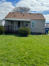 27107 Seyburn Ave in Warren, MI - Foto de edificio - Building Photo