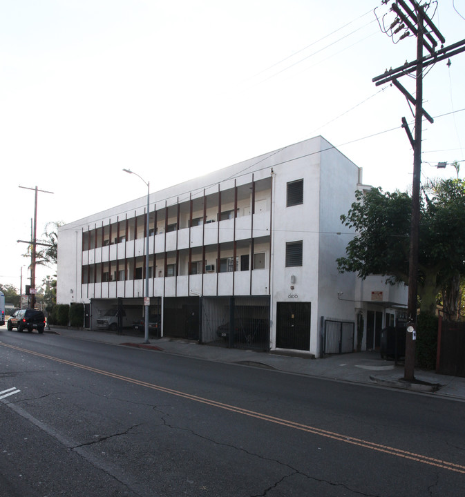 6100-6108 Fountain Ave in Los Angeles, CA - Building Photo