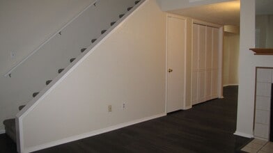 2600 Brookside Dr in Bakersfield, CA - Building Photo - Building Photo