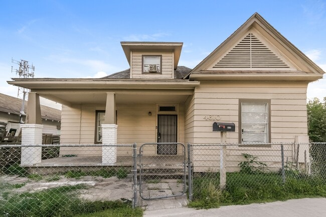 property at 4610 Schroeder St