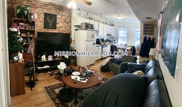 838 Huntington Ave, Unit 1 in Boston, MA - Building Photo - Building Photo