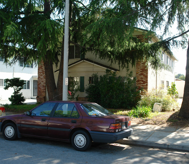 1580 Quebec Ct in Sunnyvale, CA - Building Photo - Building Photo