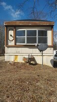 1075 Sweeten Creek Rd in Asheville, NC - Building Photo