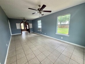 1319 Bernard St in Pasadena, TX - Building Photo - Building Photo