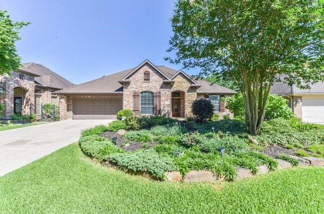 property at 31 N Warbler Bend Cir