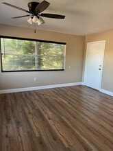 2500 HARN Blvd, Unit B12 in Clearwater, FL - Foto de edificio - Building Photo