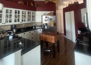 4062 Westbourne Cir in Sarasota, FL - Building Photo - Building Photo