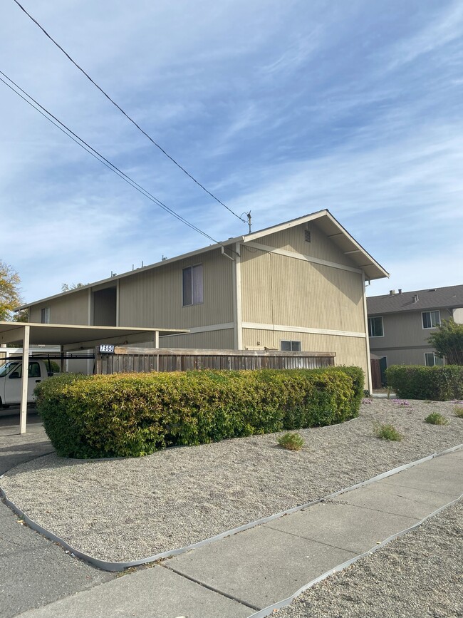 7560 Bridgit Dr, Unit A