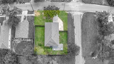 1228 Jones St in Greenville, TX - Building Photo - Building Photo