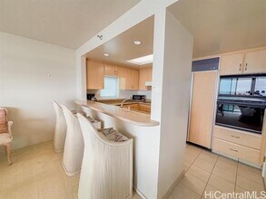 1341 Kapiolani Blvd in Honolulu, HI - Building Photo - Building Photo