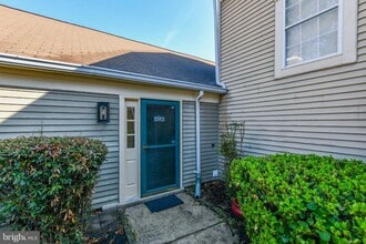 4624 Governor Kent Ct in Upper Marlboro, MD - Foto de edificio - Building Photo