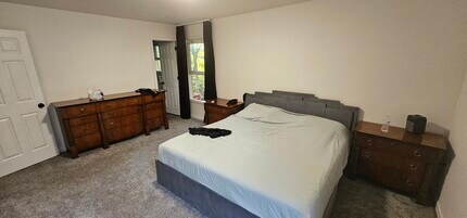 260 Birchwood Dr in East Stroudsburg, PA - Building Photo - Building Photo